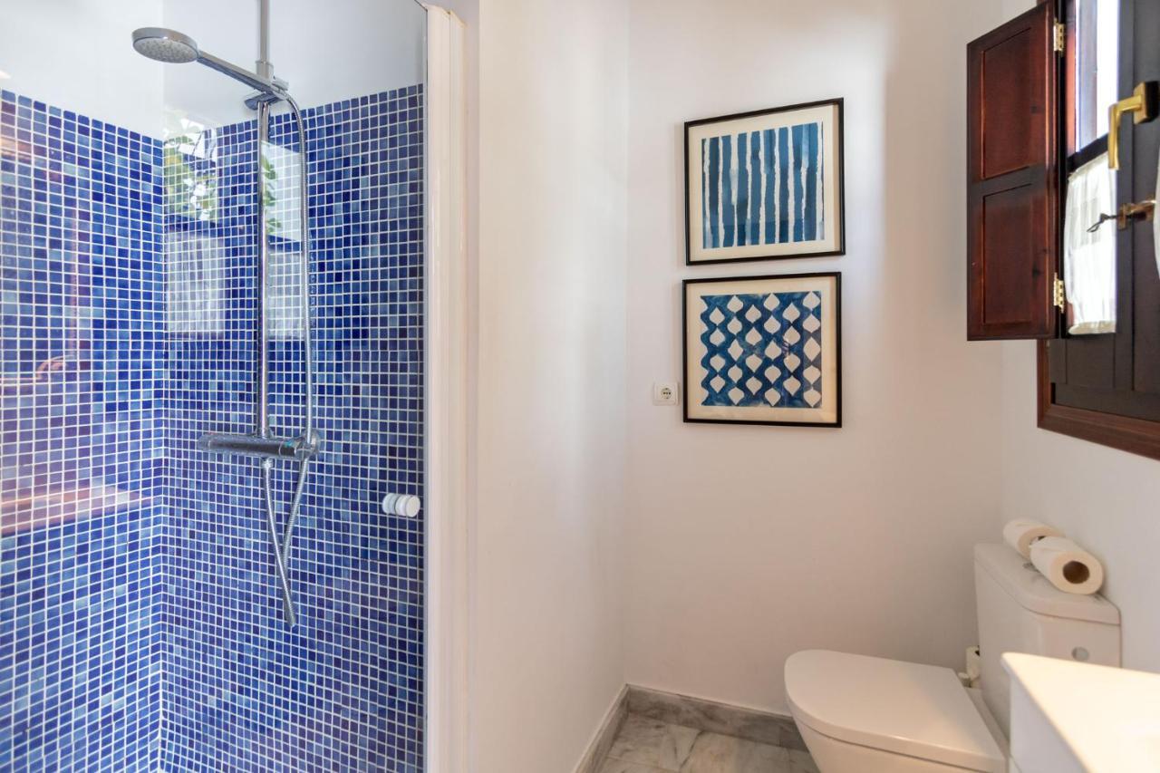 Abades Giralda Deluxe By Valcambre Apartment Seville Exterior photo