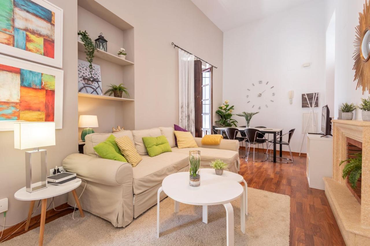 Abades Giralda Deluxe By Valcambre Apartment Seville Exterior photo