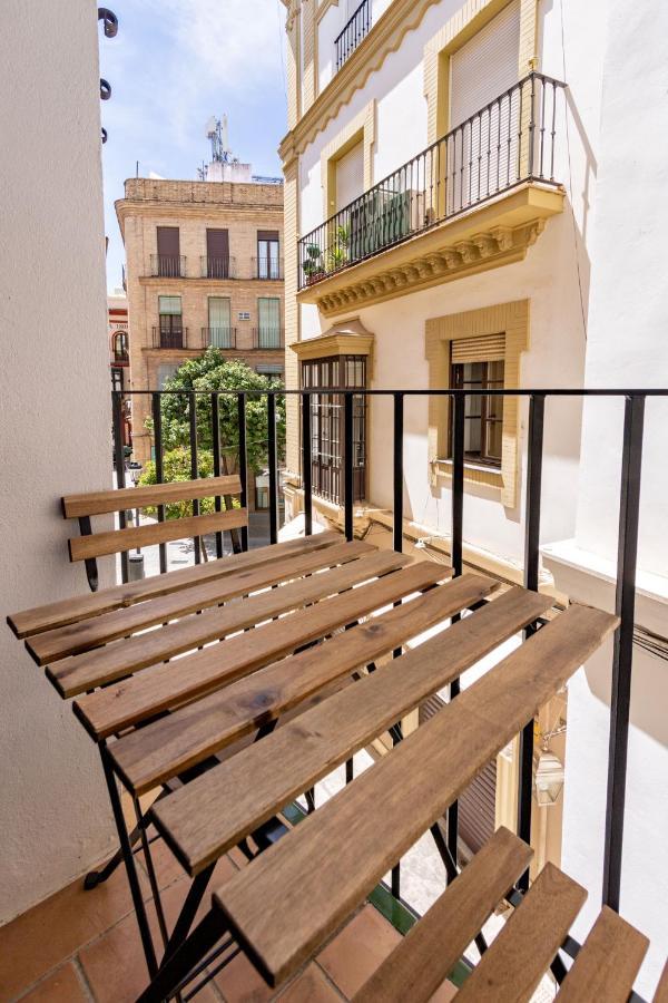 Abades Giralda Deluxe By Valcambre Apartment Seville Exterior photo